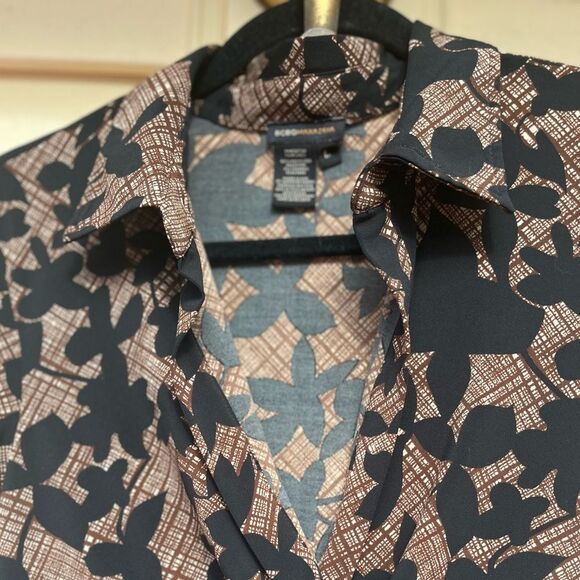 BcbgMaxAzria brown/black pattern long-sleeved collared v-neck blouse, Large - Picture 8 of 8